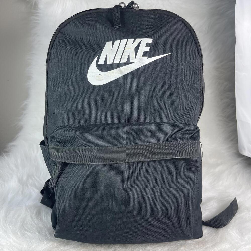 NIKE HERITAGE BACKPACK (25L) BLACK/WHITE SCHOOL BOOK LAPTOP BAG